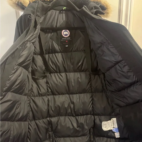 Canada Goose Black Ski Jacket with Fur Trim - Picture 6 of 8